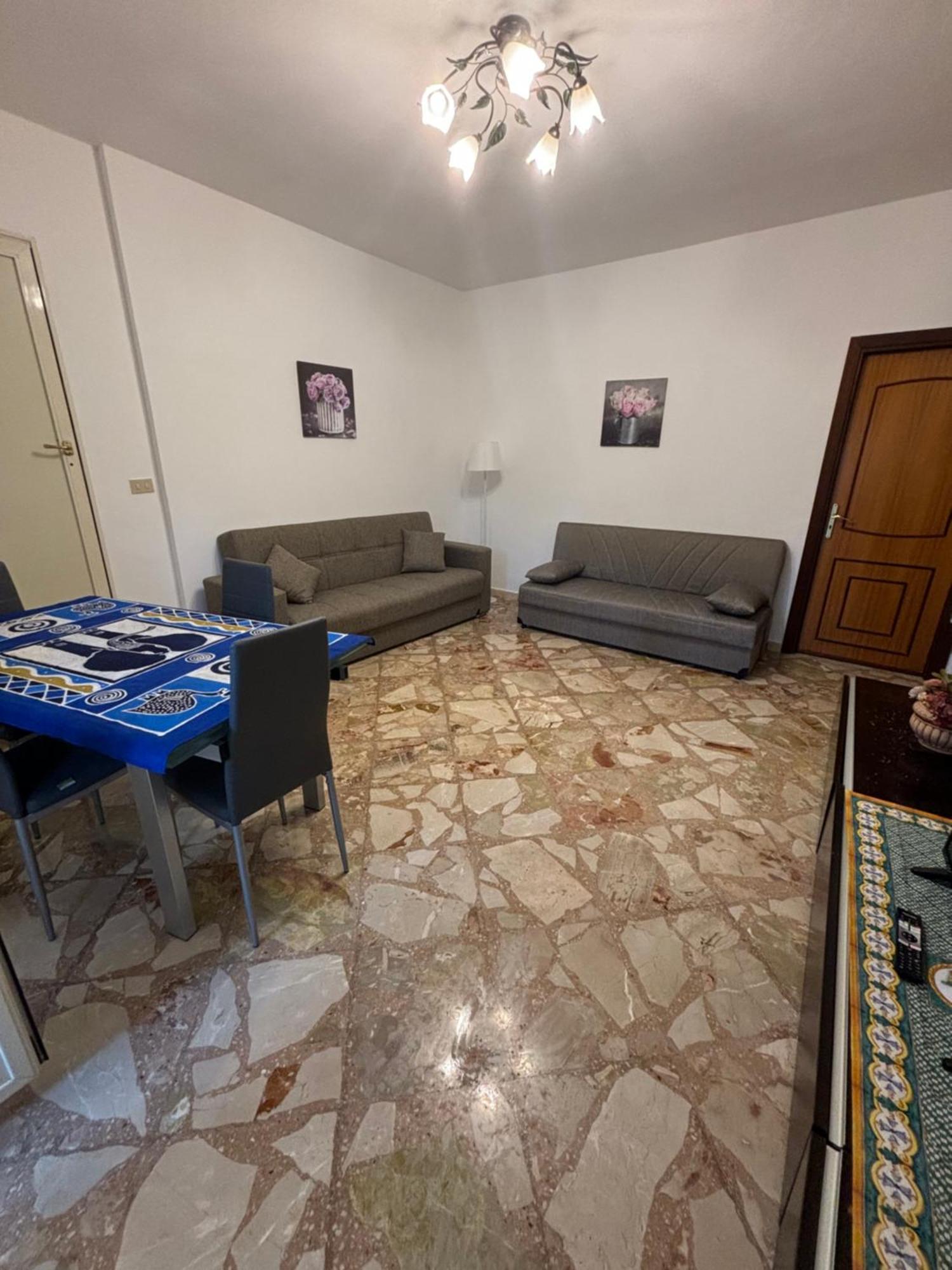 Mondello21 - Holidayhome パレルモ エクステリア 写真
